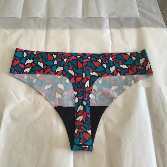 NWT Aqua Intimates Thong bundle (3), Size M - Picture 3 of 8